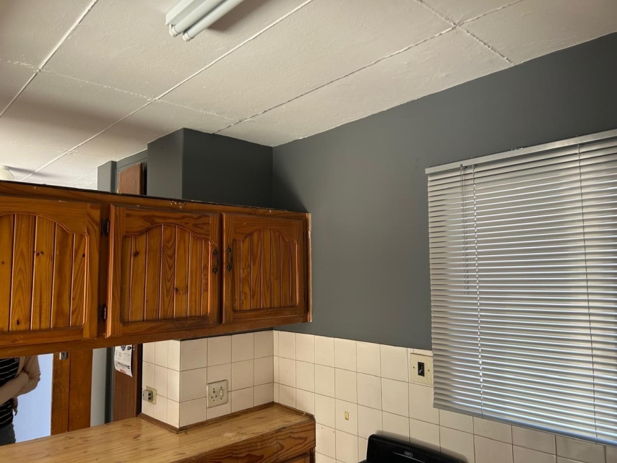 1 Bedroom Property for Sale in Potchefstroom North West